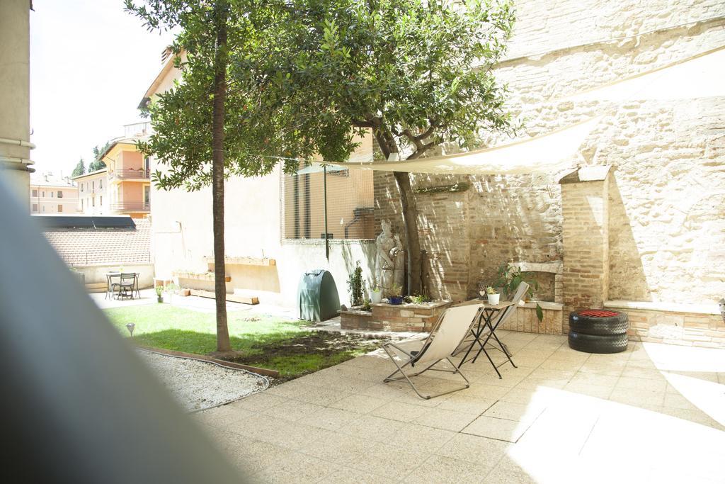 Break And Bed Bed and Breakfast Perugia Exteriör bild