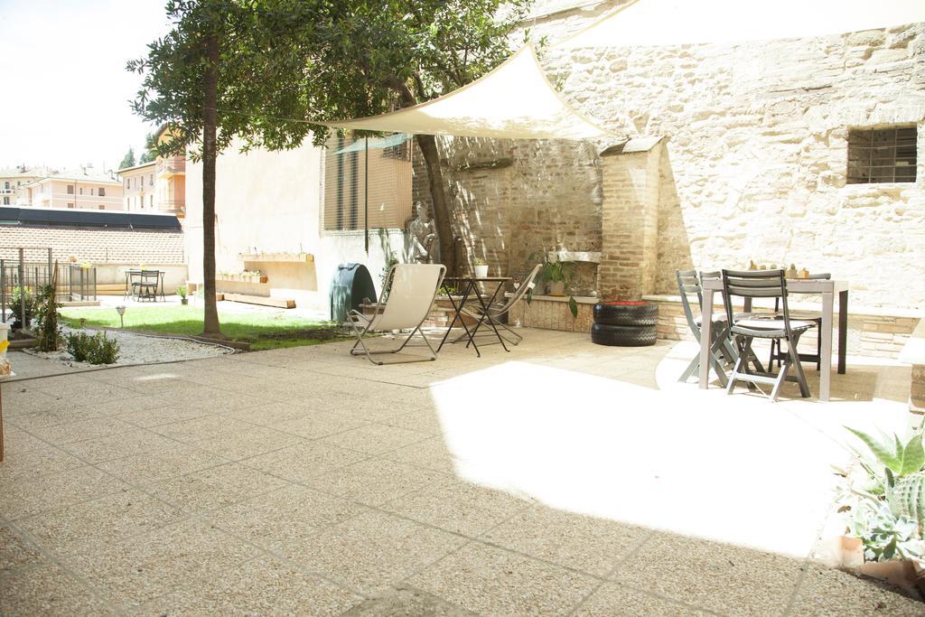 Break And Bed Bed and Breakfast Perugia Exteriör bild
