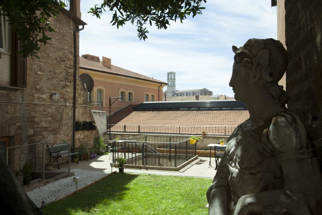Break And Bed Bed and Breakfast Perugia Exteriör bild